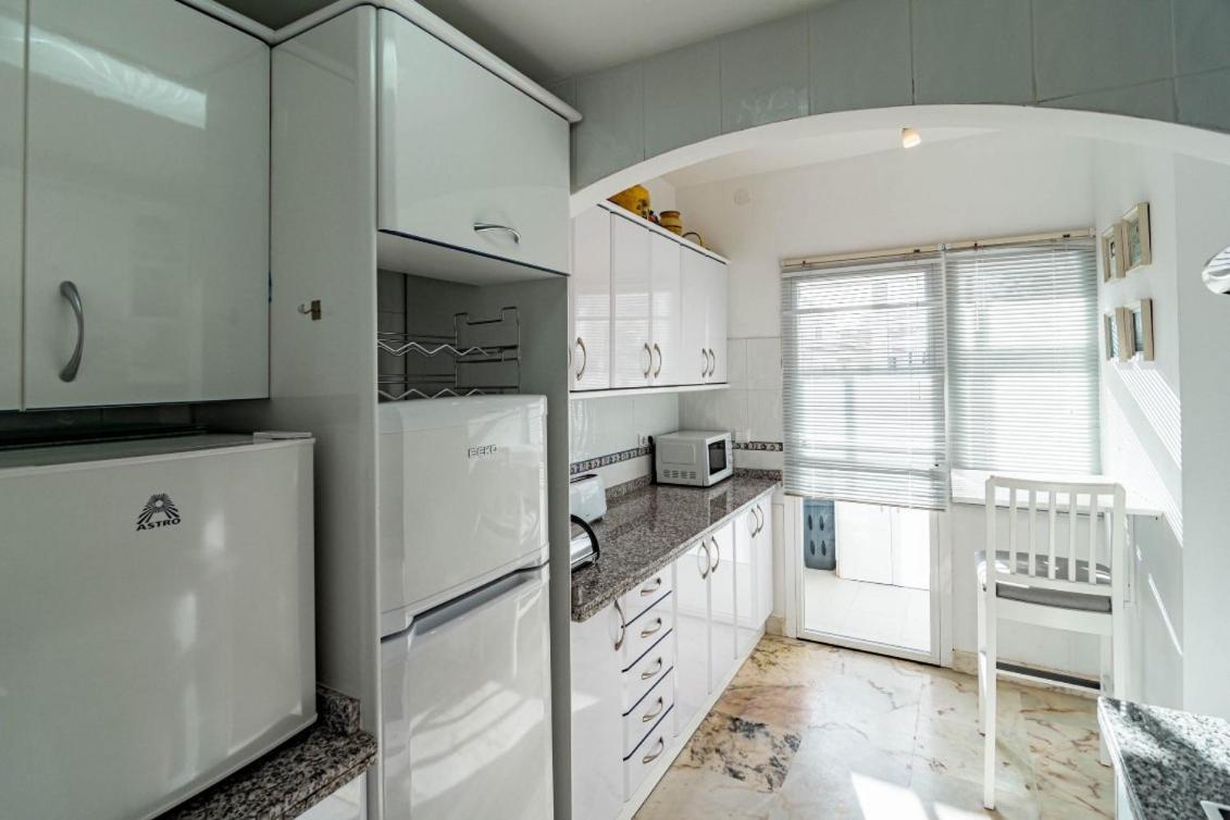 La Cala De Mijas Sea View Apartment With Pool In Mijas By Costarentals - Ref 219 Экстерьер фото